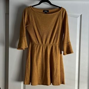 Lulu’s Golden flat sleeve skater dress